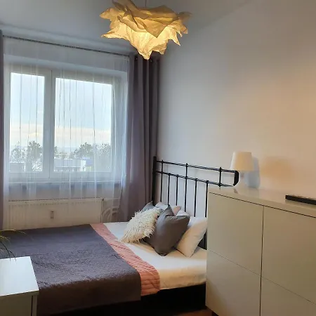 Apartament Przy Plazy - Bitwy Pod Plowcami 6 * Sopot