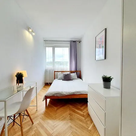 Apartament Przy Plazy - Bitwy Pod Plowcami 6 * Sopot