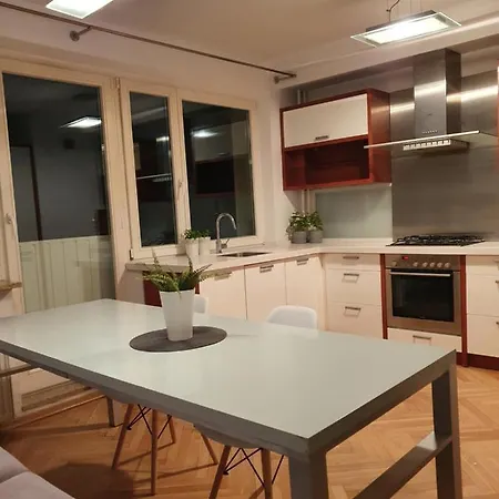 Apartament Przy Plazy - Bitwy Pod Plowcami 6 *